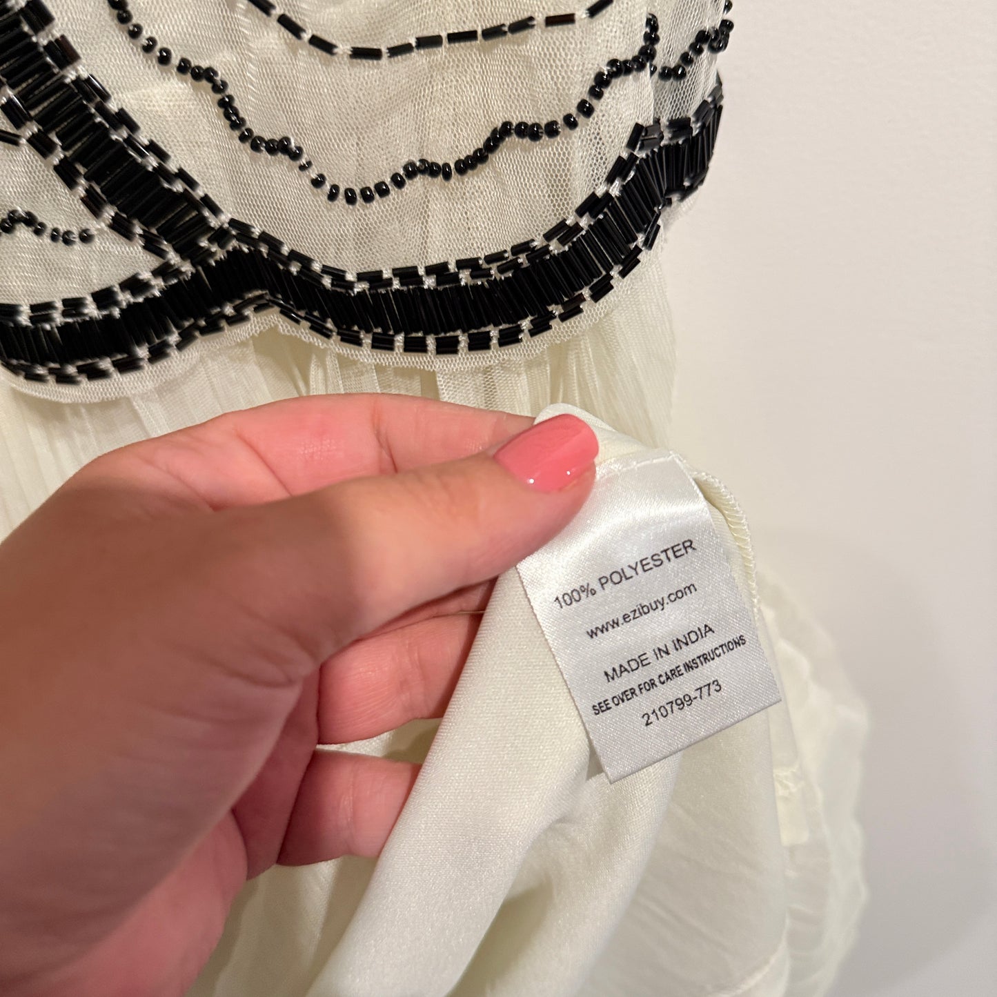 Kaleidoscope Size 44 White Sleeveless Dress