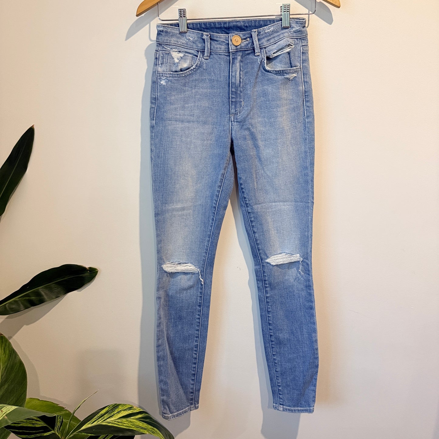 Neuw Size 26 Blue Smith Skinny Jeans