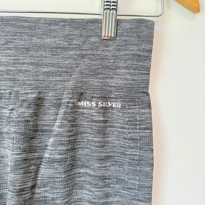 Miss Silver Size S/M Grey Seamless Fitness Leggings