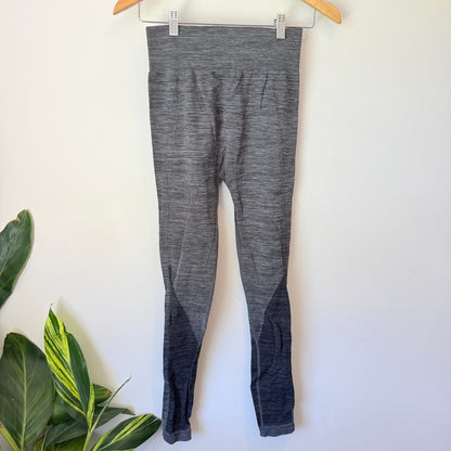 Miss Silver Size S/M Grey Seamless Fitness Leggings