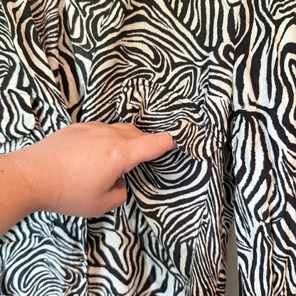 Zara Woman Black and White Zebra Print Shirt Size M