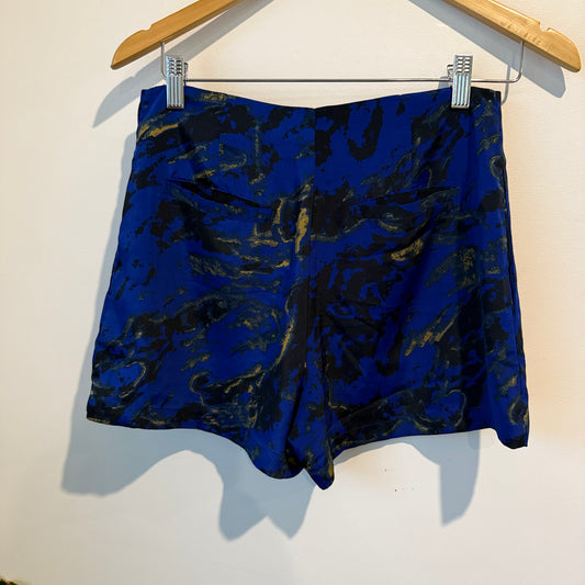 Silence + Noise Size S Blue Black & Gold Print Shorts