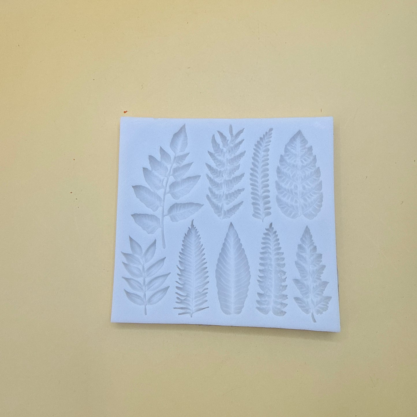 Leaf-Pattern Silicone Mold