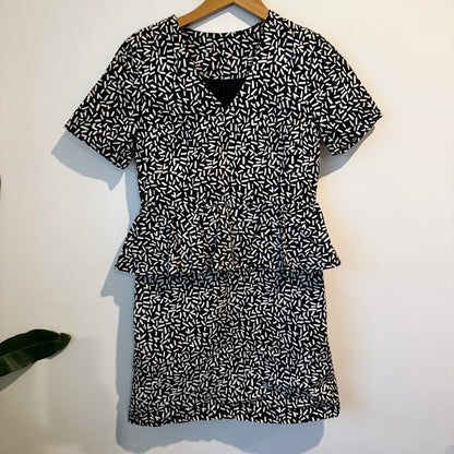 Brand Unknown U/Arm to U/Arm 42cm Patterned Peplum Dress