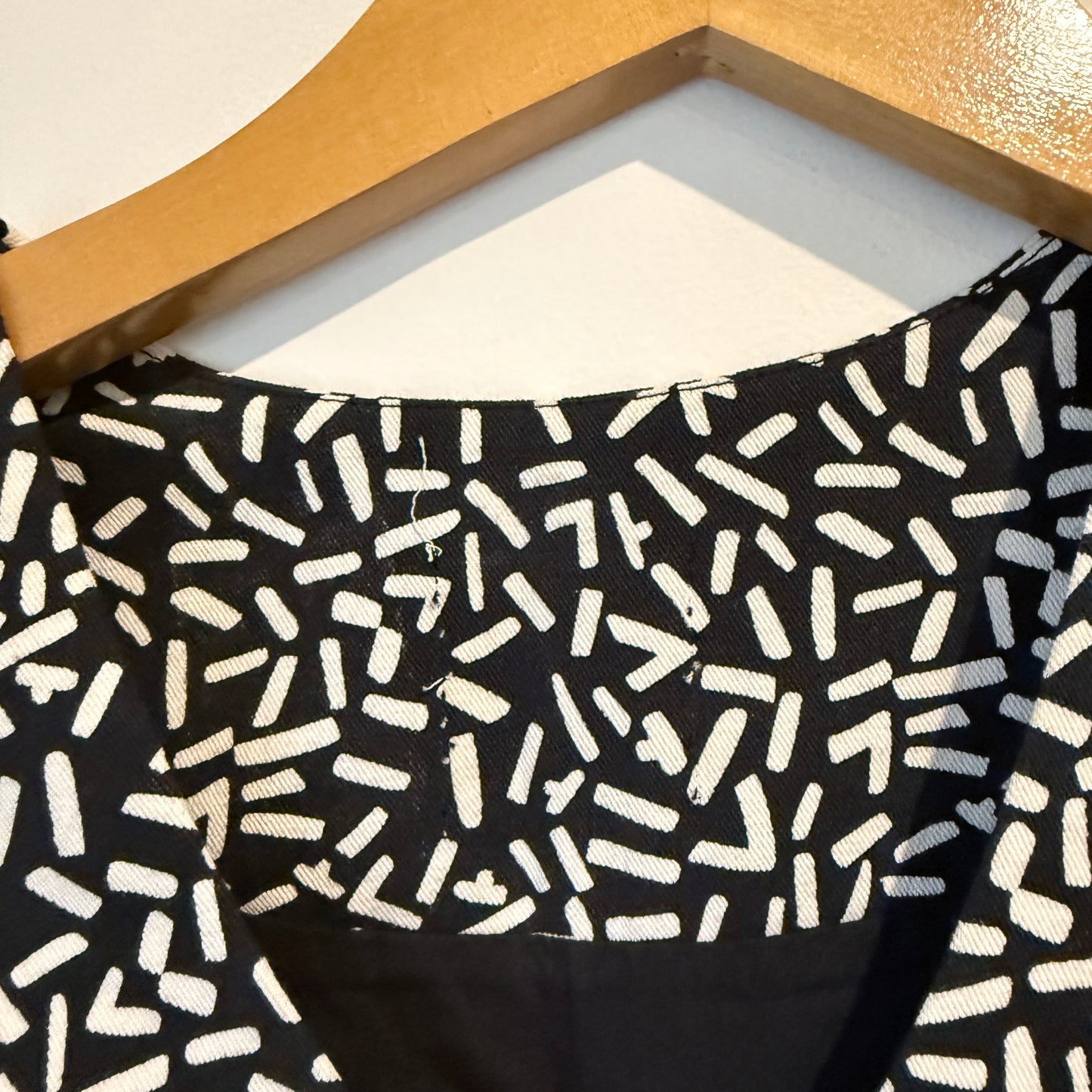 Brand Unknown U/Arm to U/Arm 42cm Patterned Peplum Dress