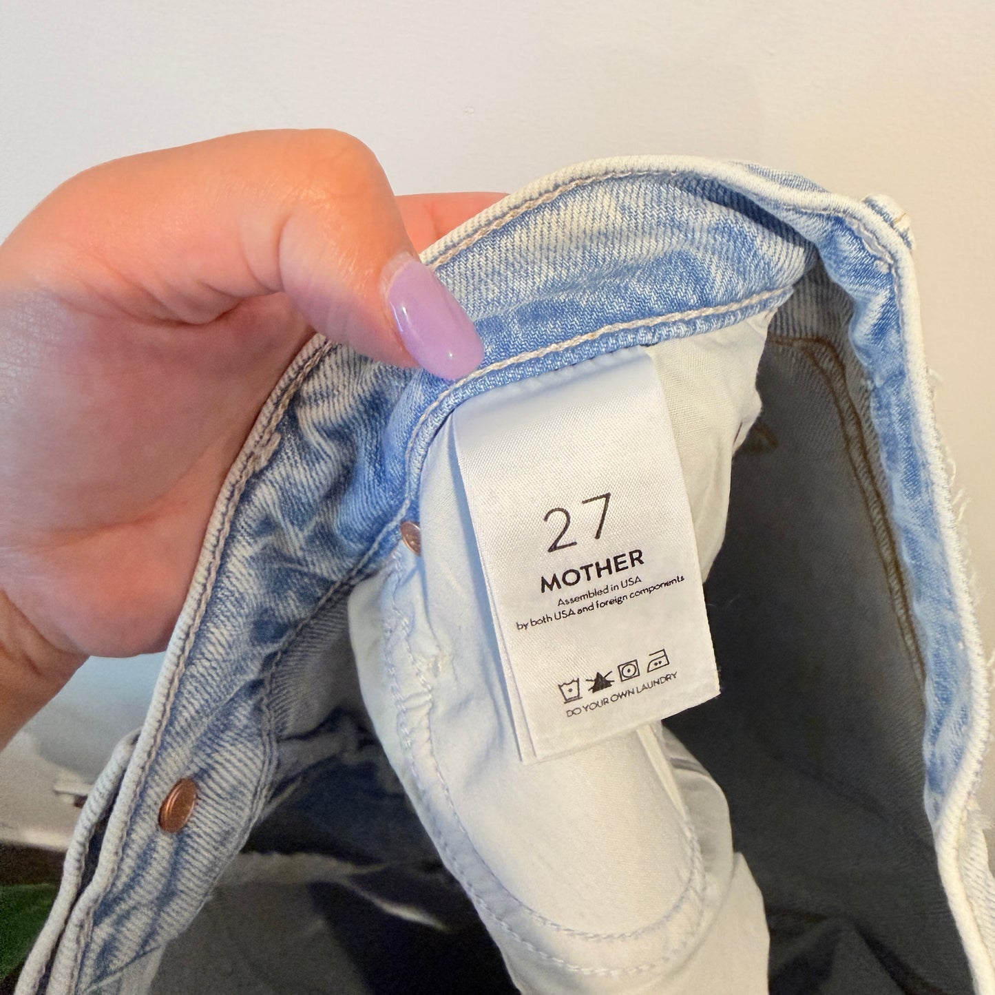 Mother Size 27 Light Wash Slim-Straight Jeans