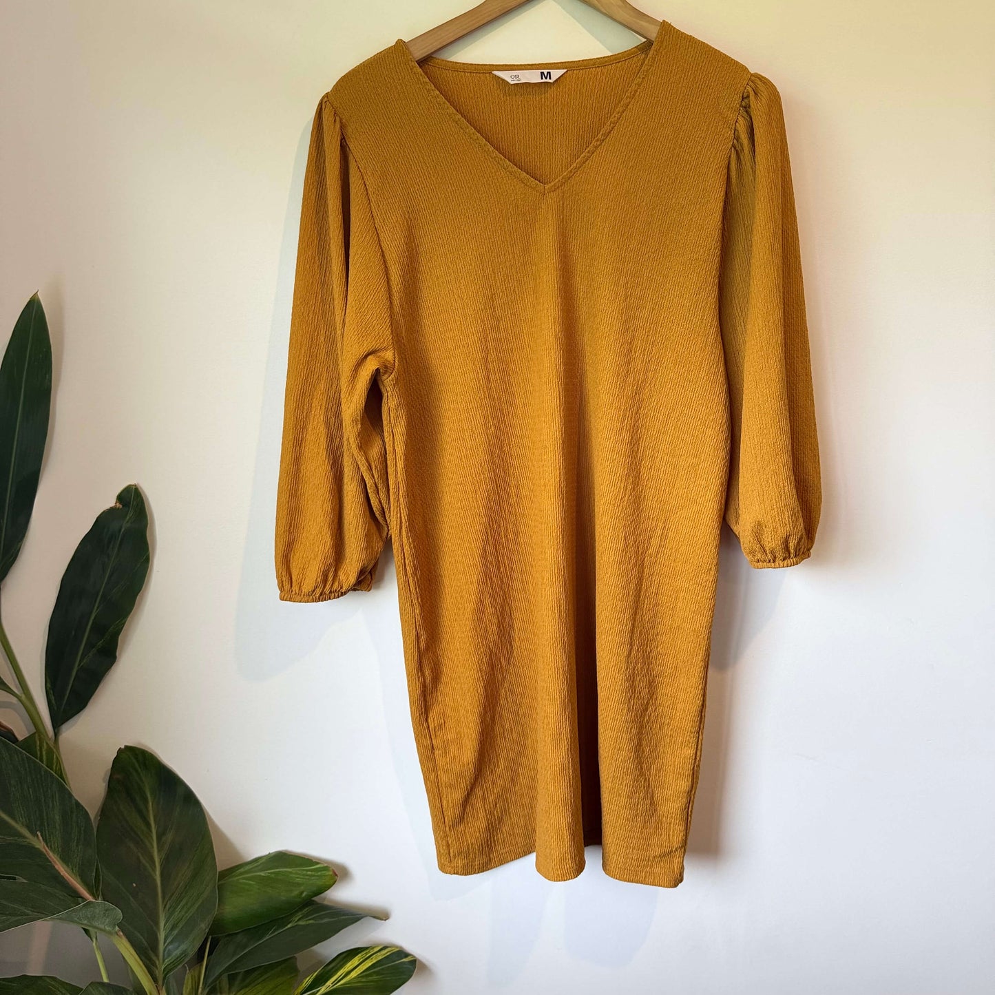 Oakridge Size M Dress