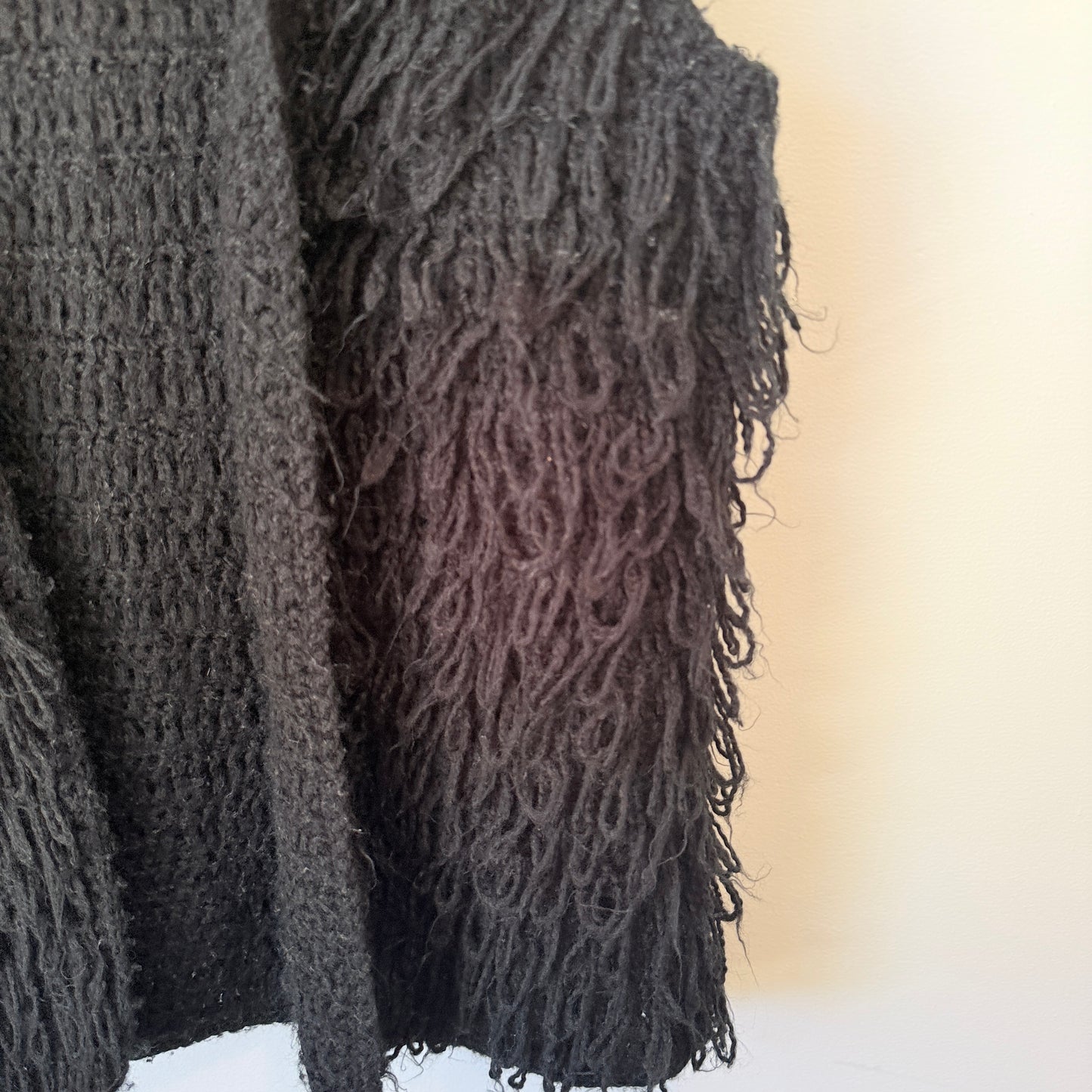 Decjuba Black Fluffy Knit Vest Size S/M