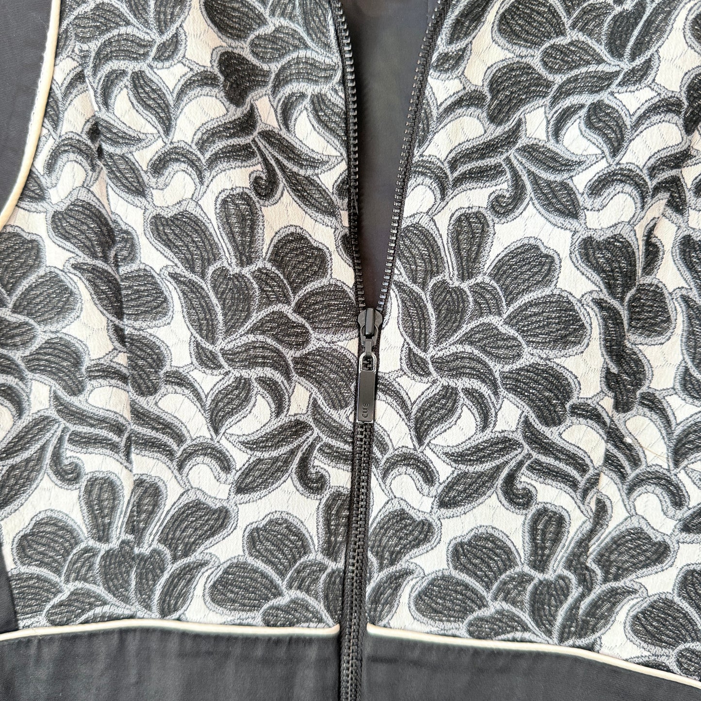 Cue Floral Jacquard Dress Size 8