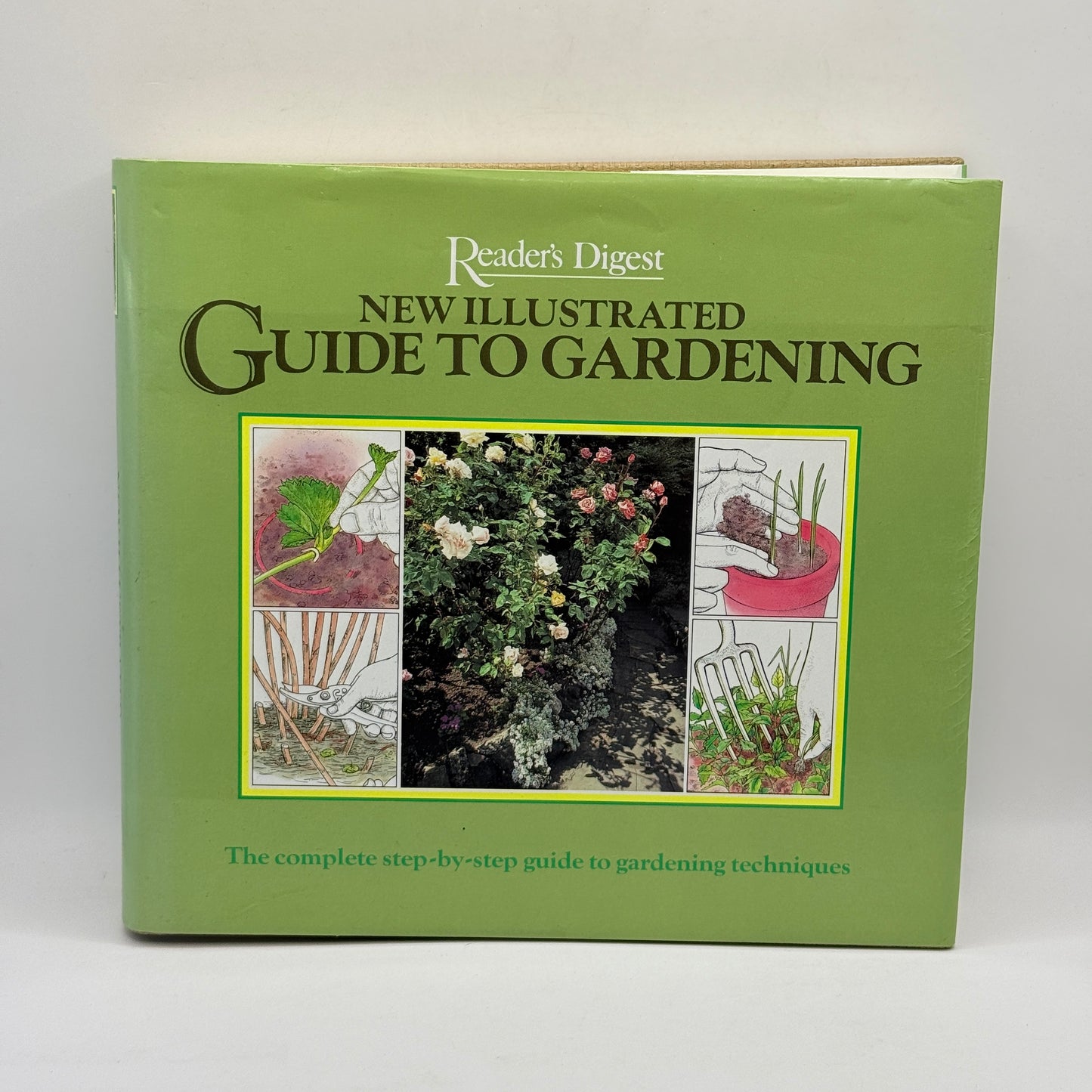 New Illustrated Guide to Gardening by Reader’s Digest