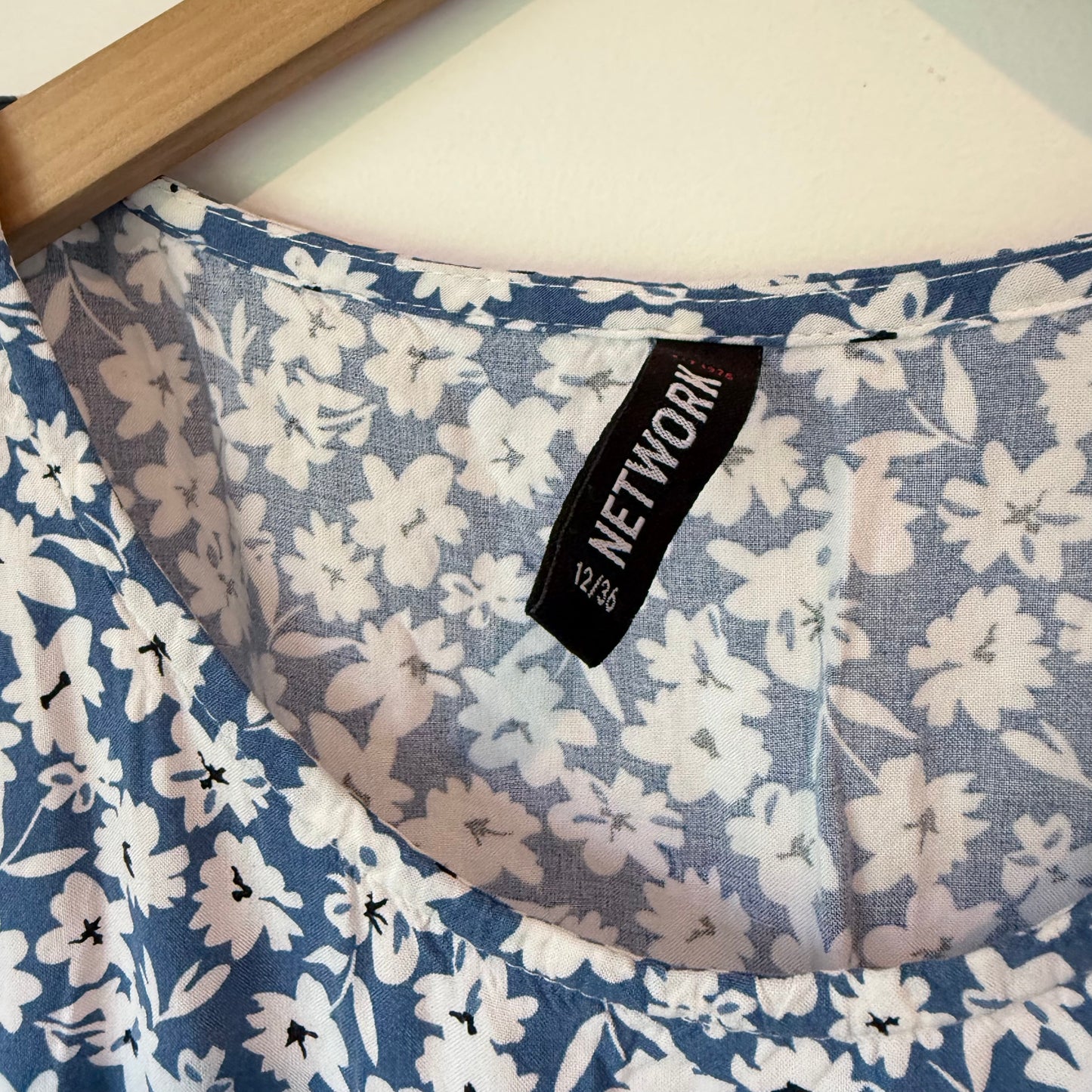 Network Size 12 Blue Floral Dress