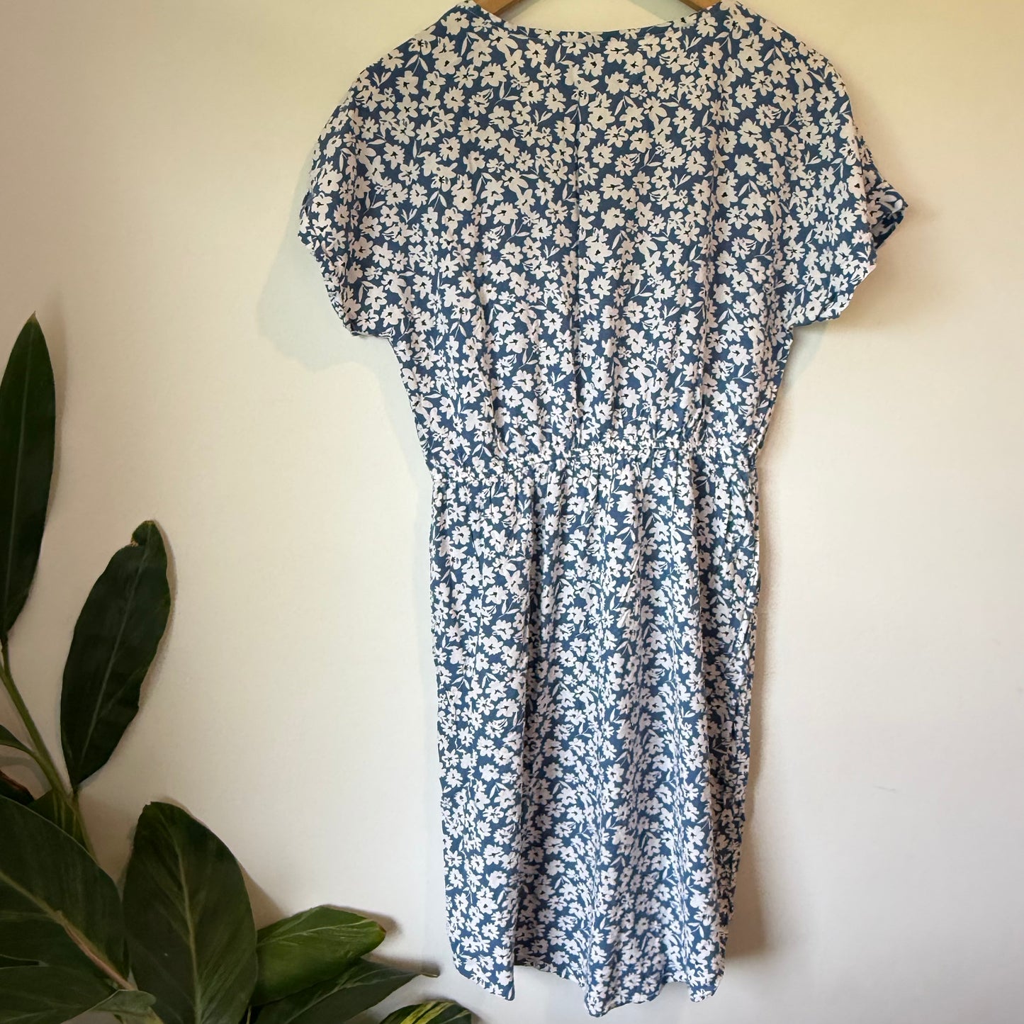 Network Size 12 Blue Floral Dress