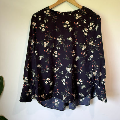 JOINUS Long-Sleeved Floral Blouse - 95cm Chest