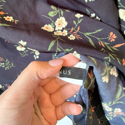 JOINUS Long-Sleeved Floral Blouse - 95cm Chest