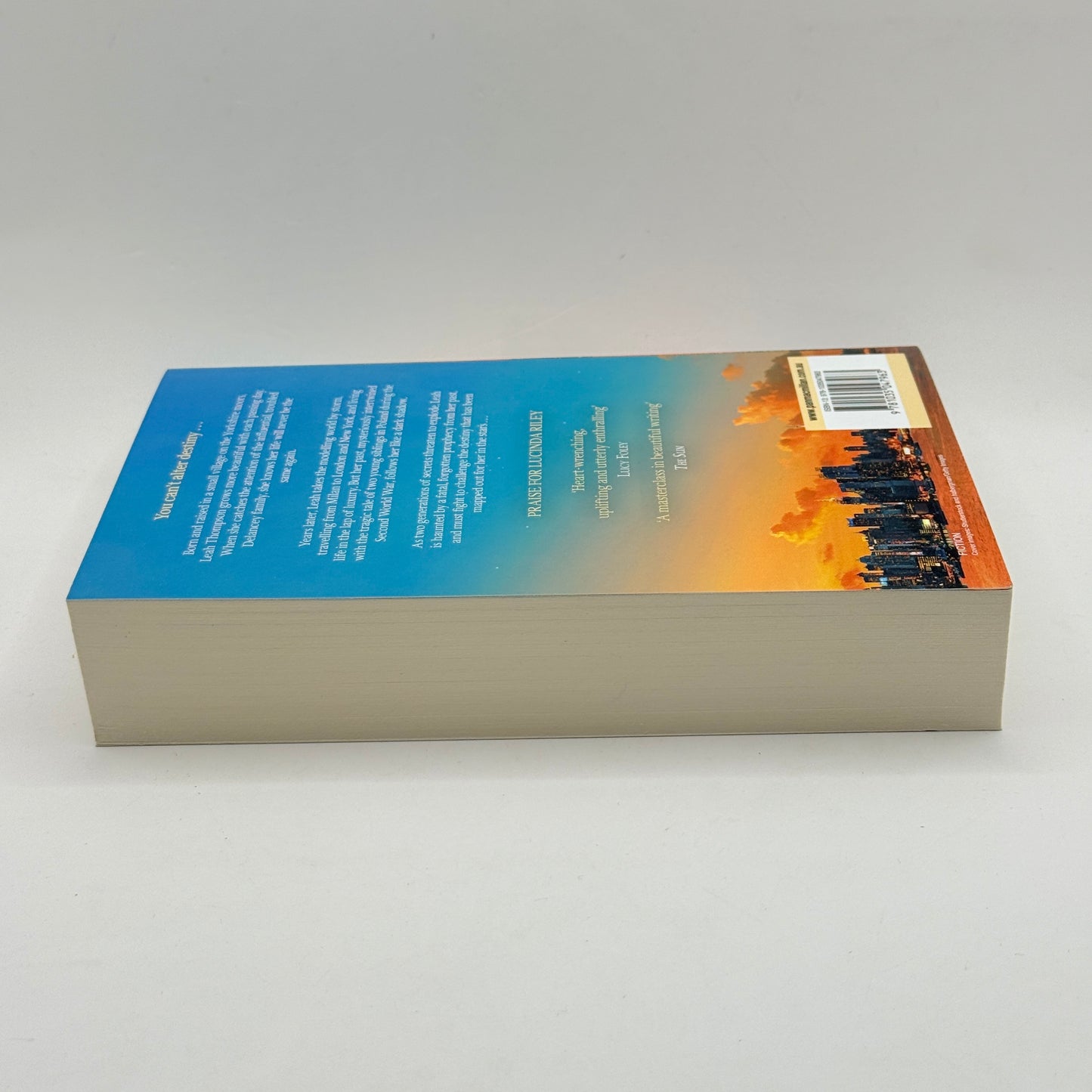 The Hidden Girl by Lucinda Riley