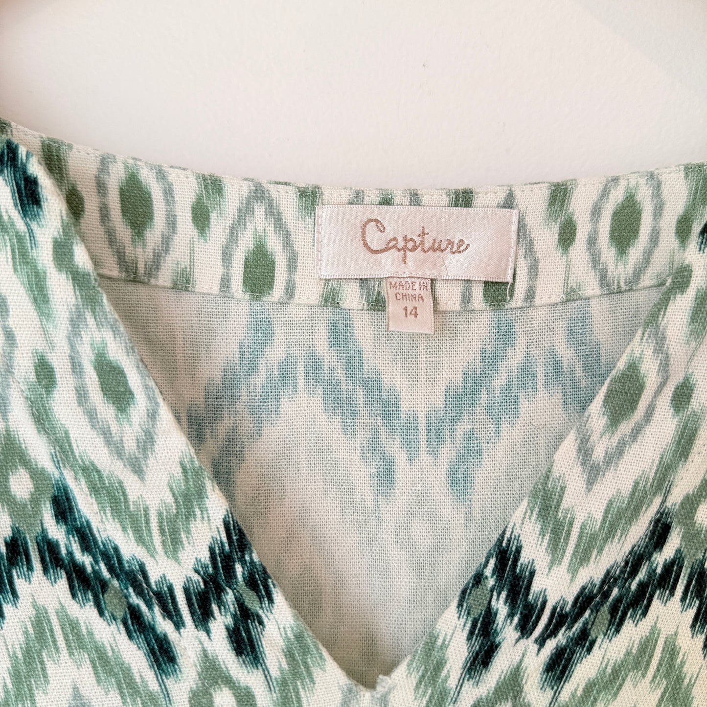 Capture V-Neck Mid-Length linen Blend Dress Size 14