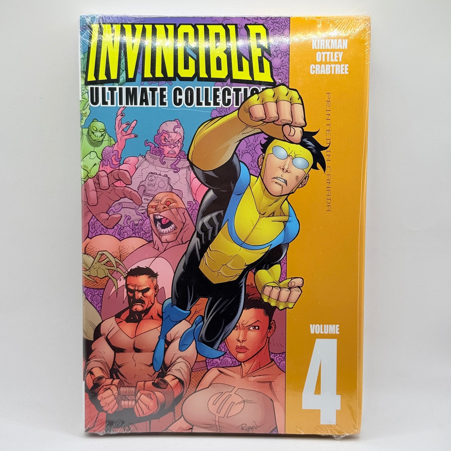 Invincible: Ultimate Collection Volume 4 by Robert Kirkman, Ryan Ottley & Bill Crabtree