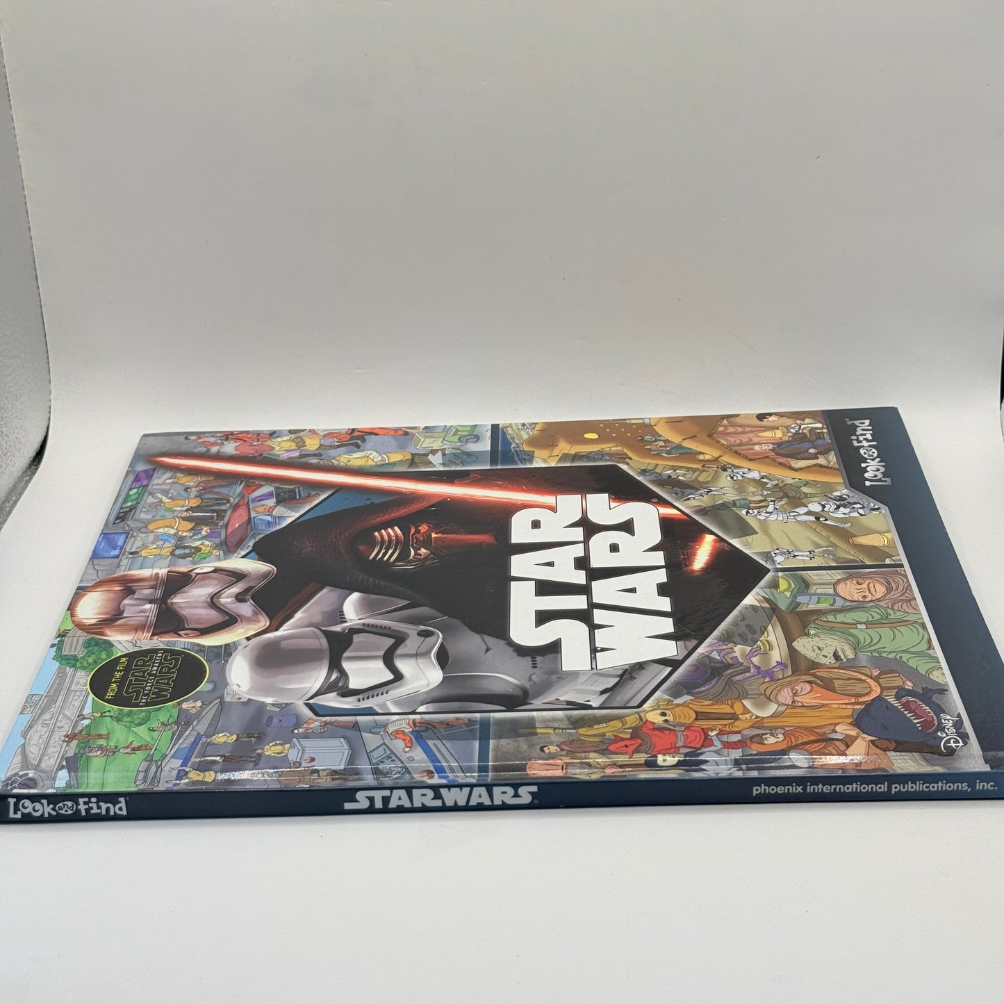 Star Wars: Look and Find by Phoenix International Publications, Inc.