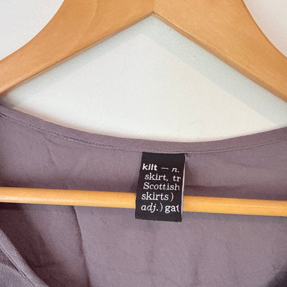 kilt (NZ) V-Neck Short Sleeve Tunic Top – Size 8