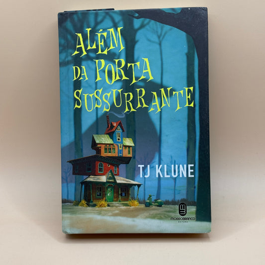 Além da Porta Sussurrante by TJ Klune - Portuguese edition