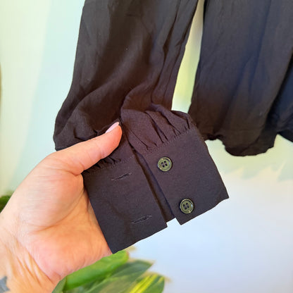 Scarlett & Hehe Size S Black Blouse