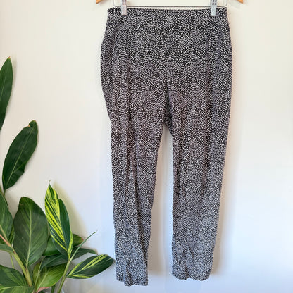 Slim-sation Size 10 Black White Patterned Pants