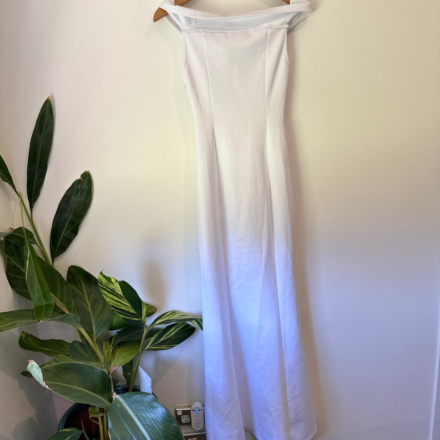 Showpo One For The Money Dress White Size 6