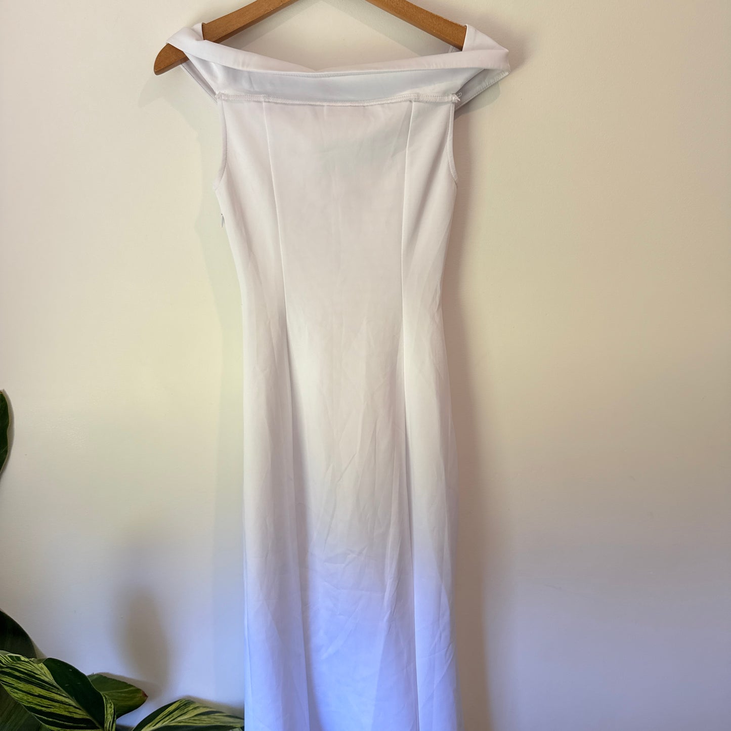 Showpo One For The Money Dress White Size 6