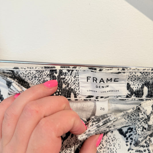 FRAME Size 26 Gris Grey Multi Python Print Skinny Jeans