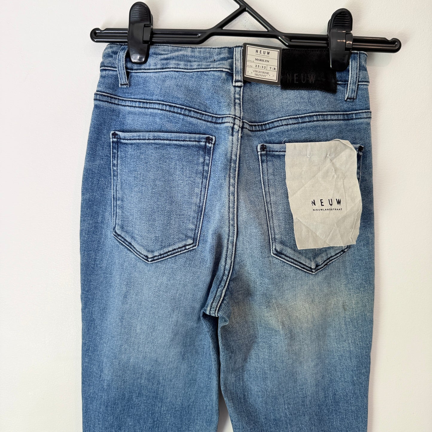 Neuw Marilyn High Skinny Jeans Size 25/32 (Sun Fade)