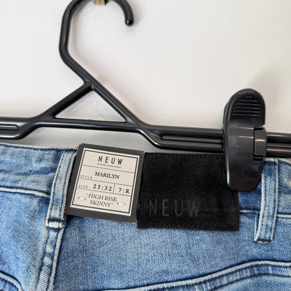 Neuw Marilyn High Skinny Jeans Size 25/32 (Sun Fade)