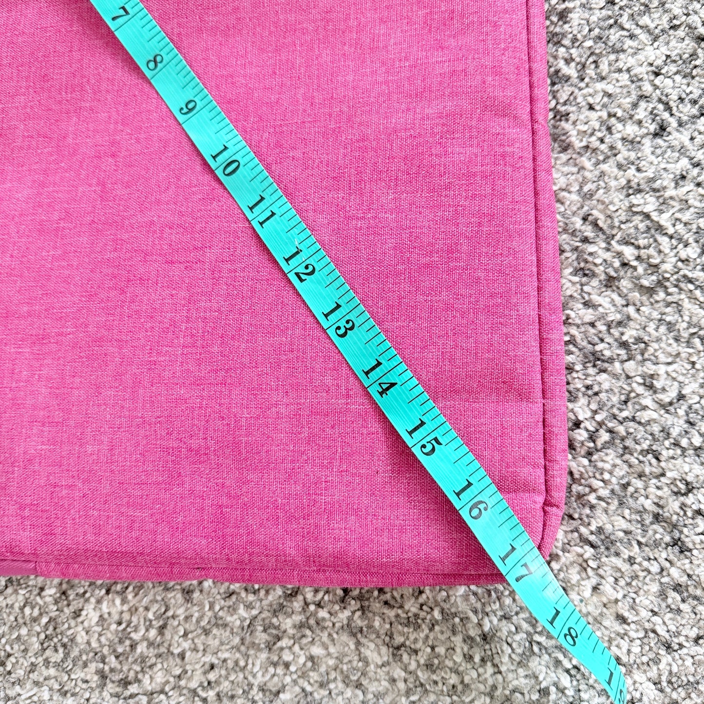 Pink 17” Laptop / Tablet Sleeve Bag