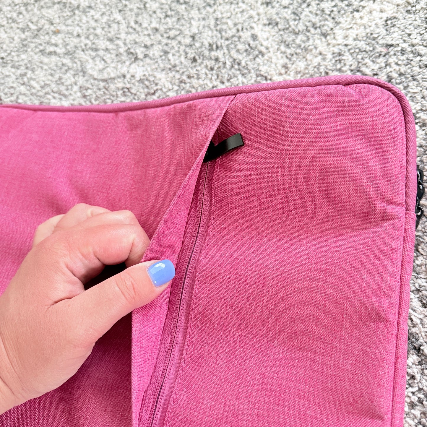 Pink 17” Laptop / Tablet Sleeve Bag