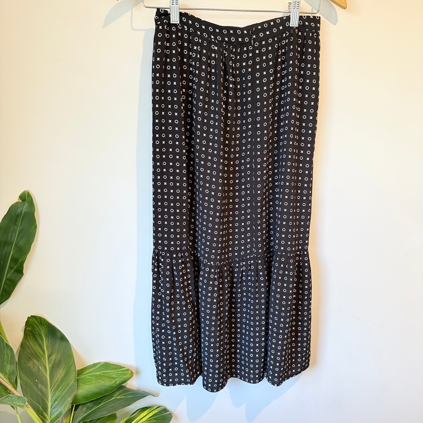 Veronika Maine Size S Black & White Patterned Maxi Skirt