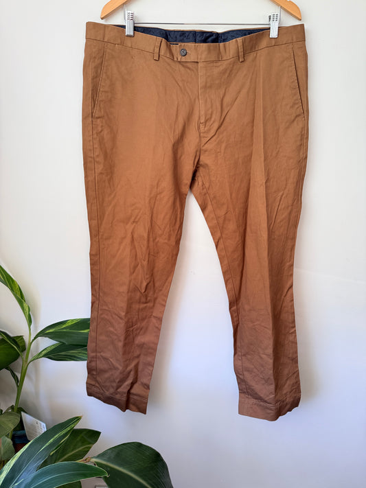 Lost Monarchy Size 40 Chino Pants