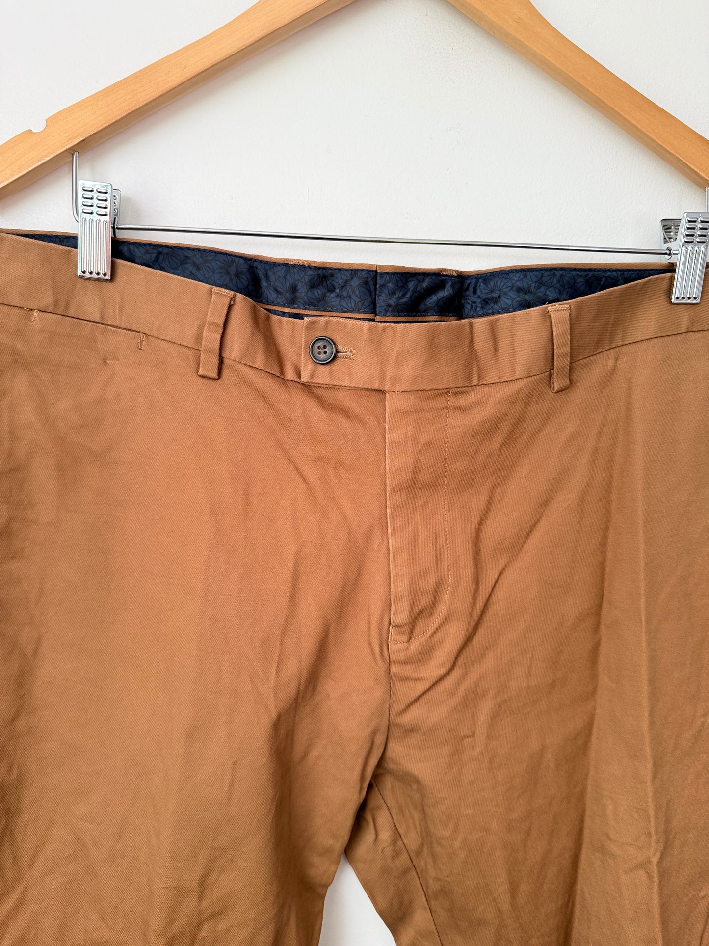 Lost Monarchy Size 40 Chino Pants
