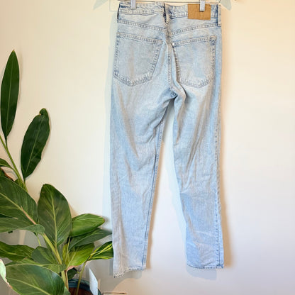 & Denim Size 0 Light Wash Denim Jeans
