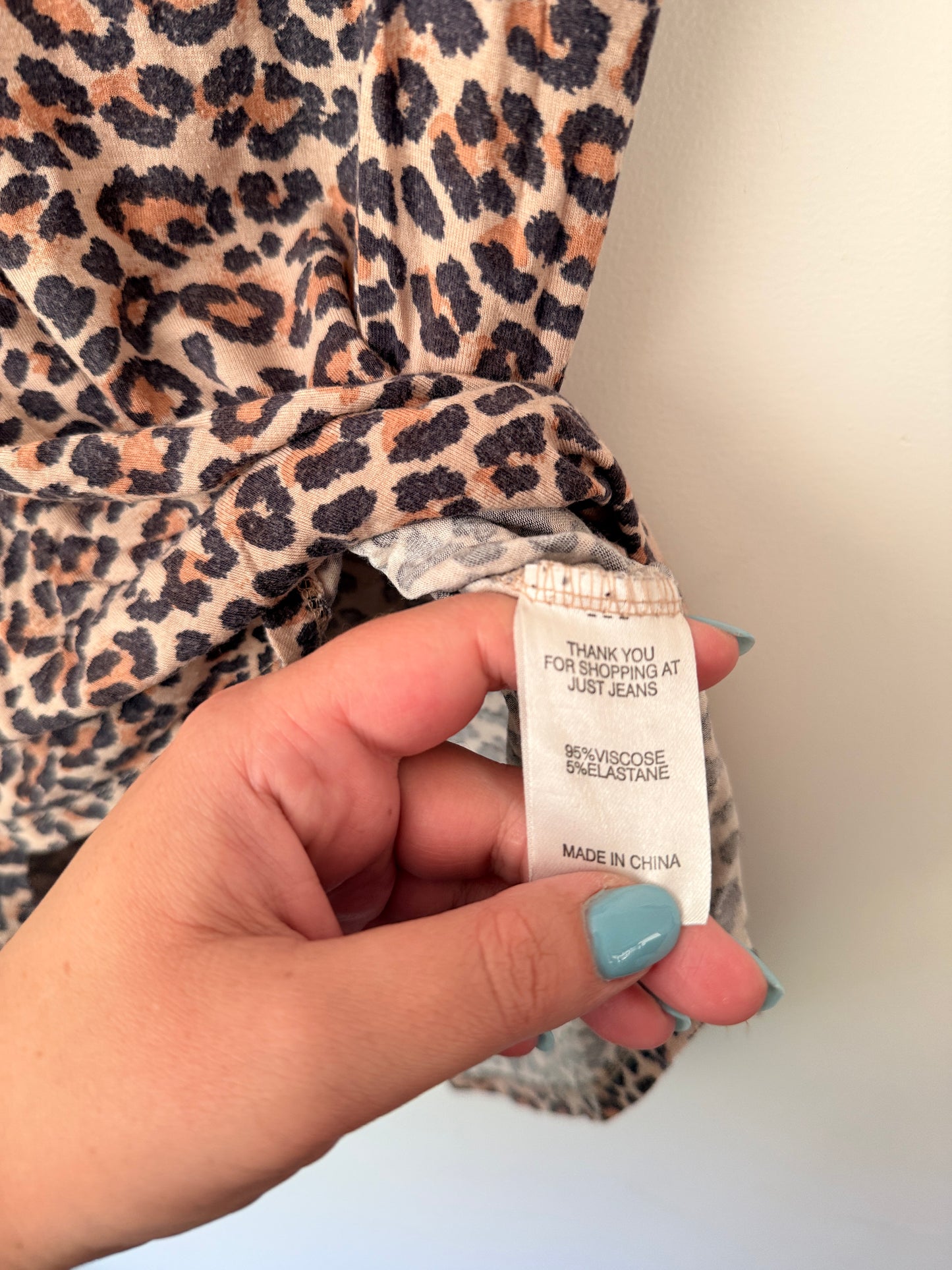 Just Jeans Size XS Leopard Print V-Neck T-Shirt