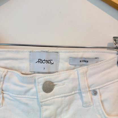 Riders Size 7 White Distressed Skinny Jeans