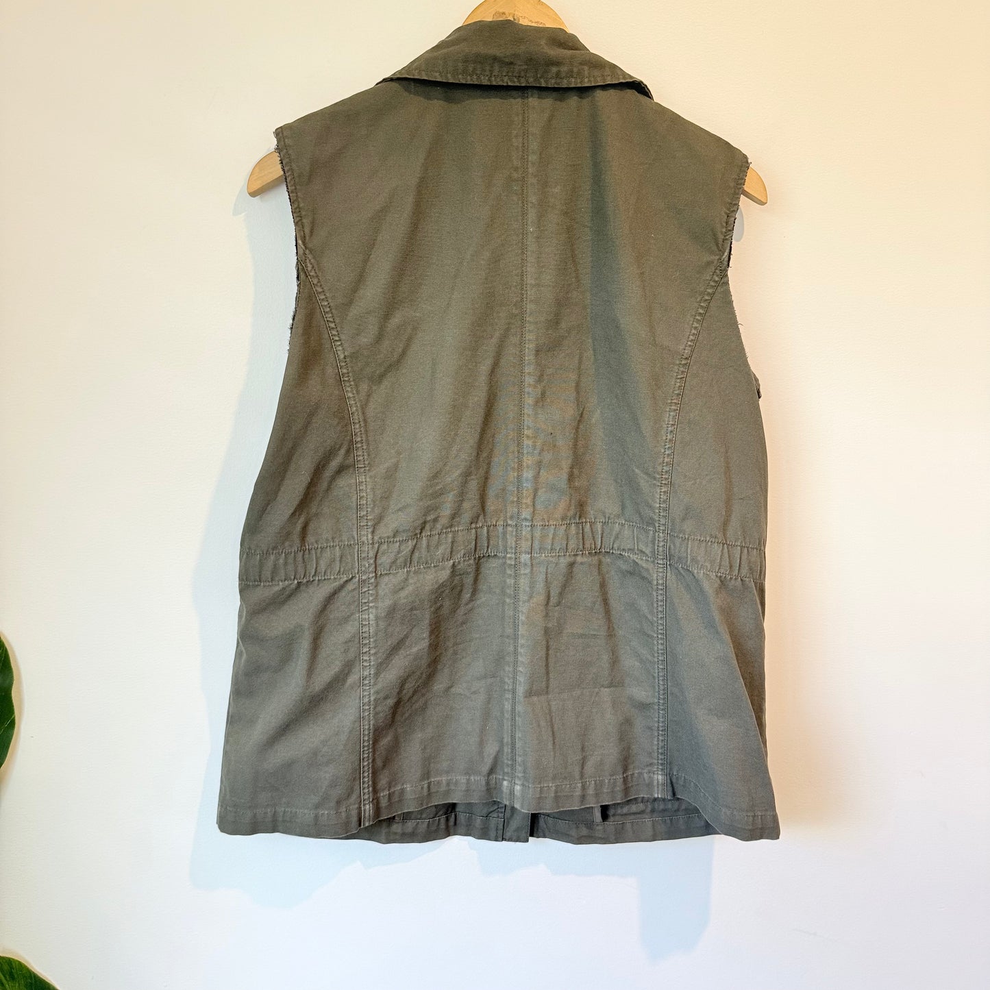 Forever 21 Size L Olive Green Utility Vest