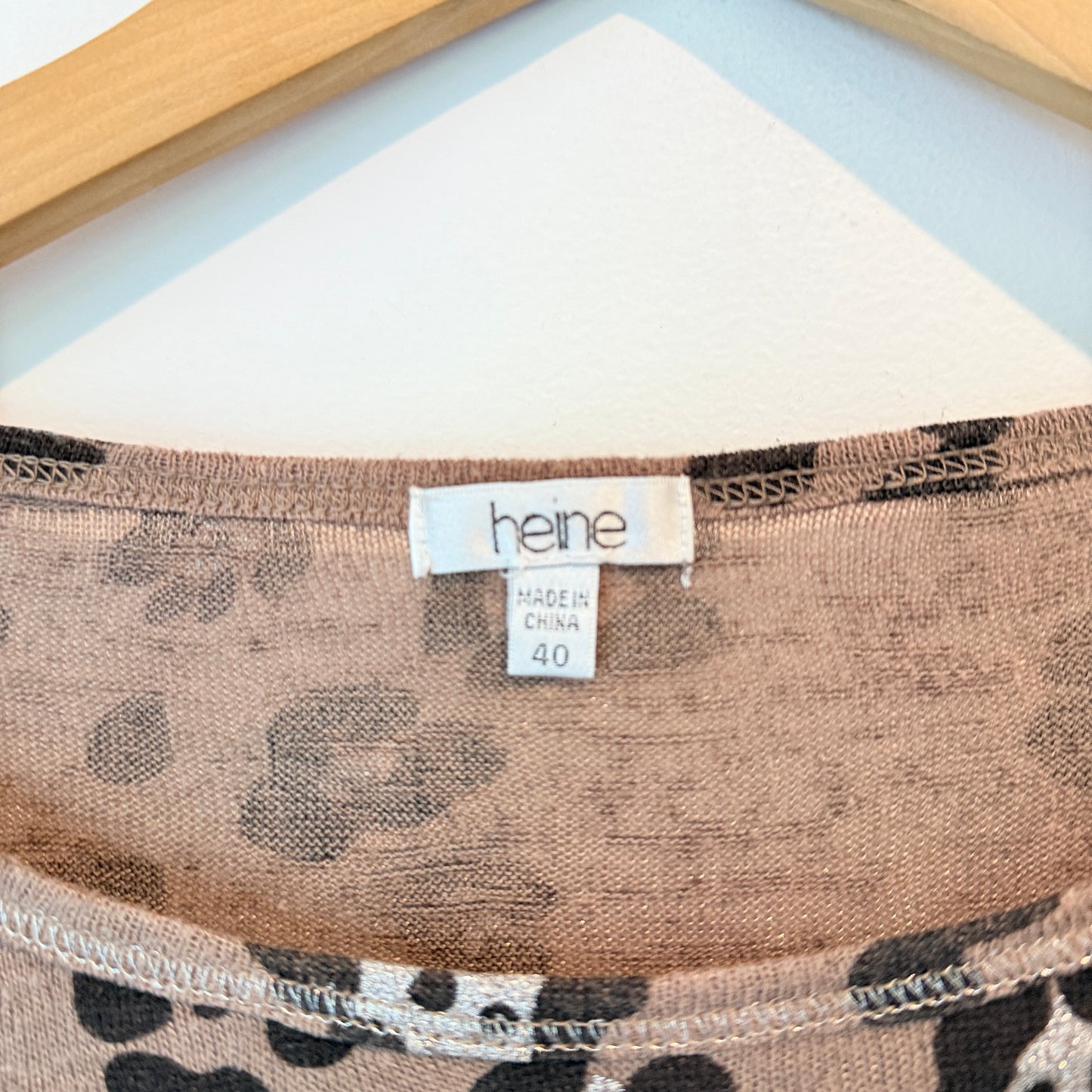 Heine Size 40 Leopard-Print Knit Top