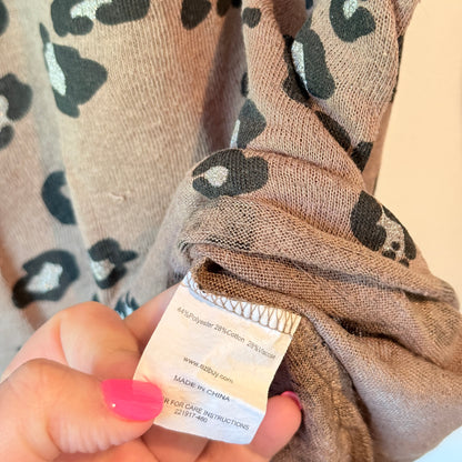 Heine Size 40 Leopard-Print Knit Top