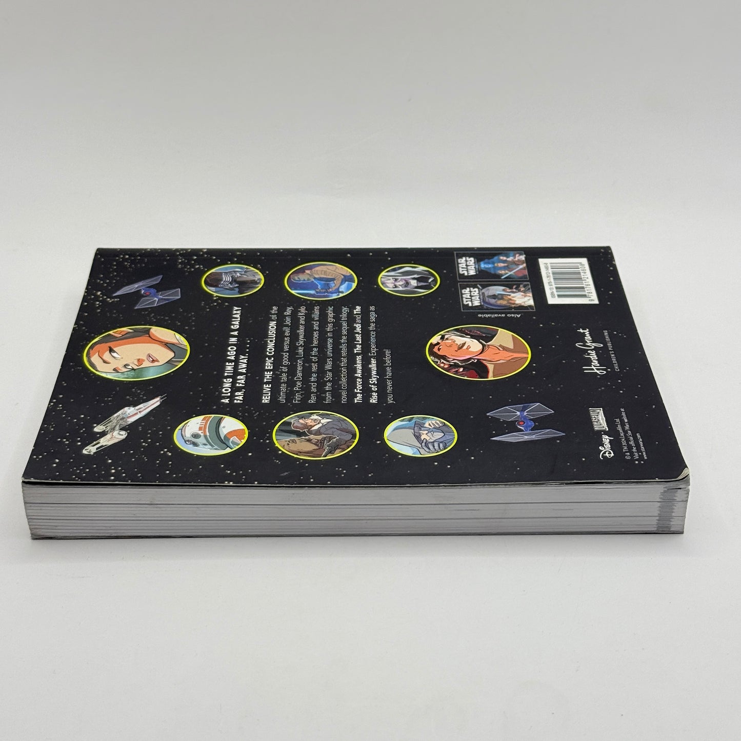 Star Wars: The Sequel Trilogy – A Graphic Novel