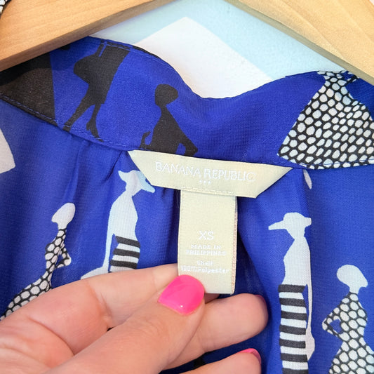 Banana Republic Size XS Blue Sheer Sleeveless Blouse