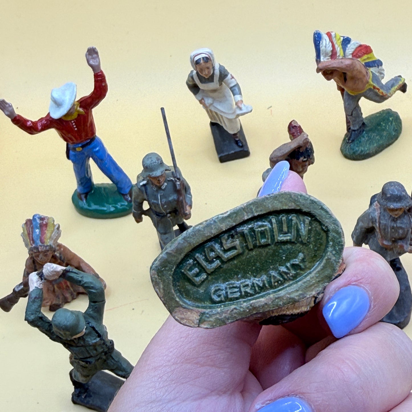 1940s WWII German & Cowboy/Indian Elastolin & Lineol Figurines – Mixed Lot of 18