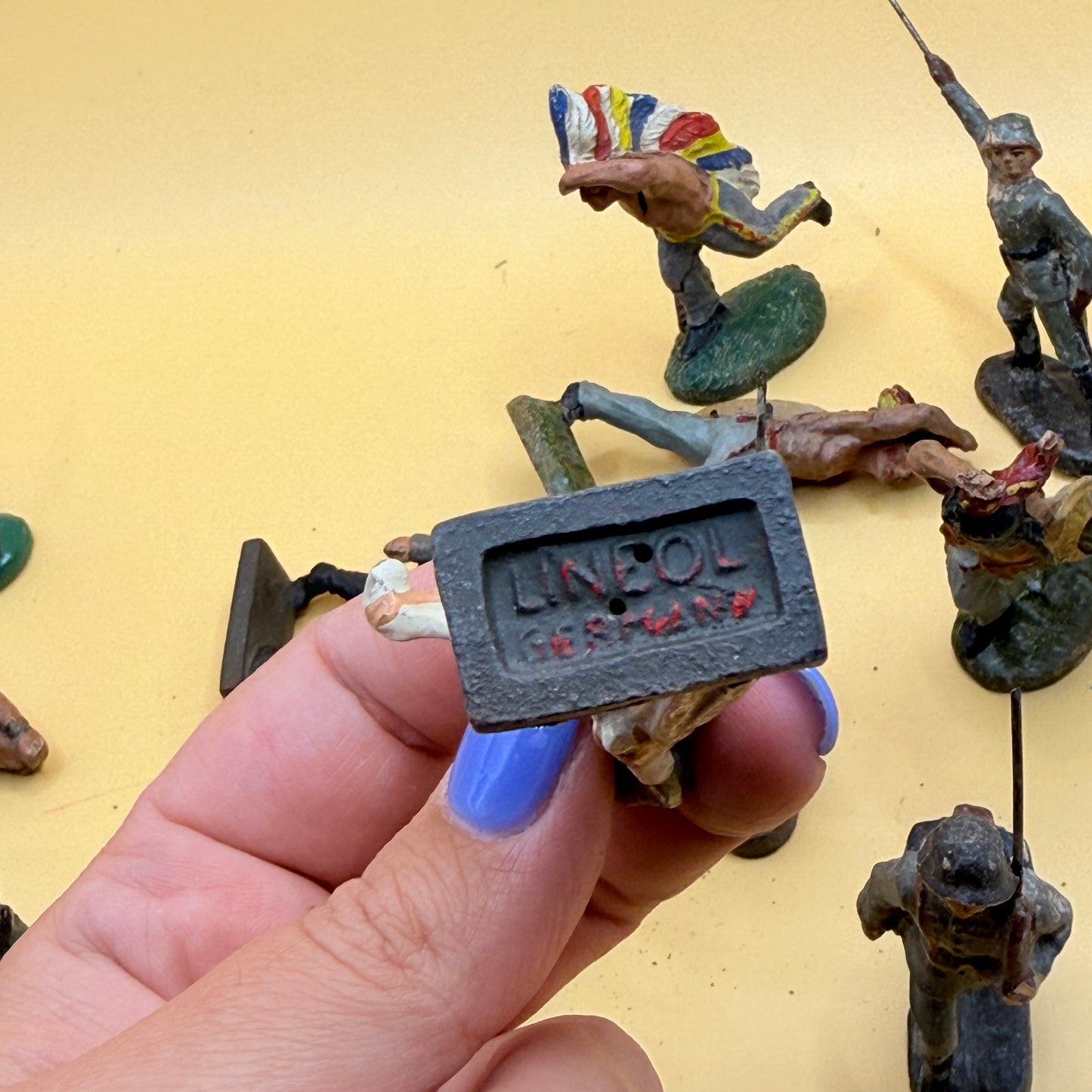 1940s WWII German & Cowboy/Indian Elastolin & Lineol Figurines – Mixed Lot of 18