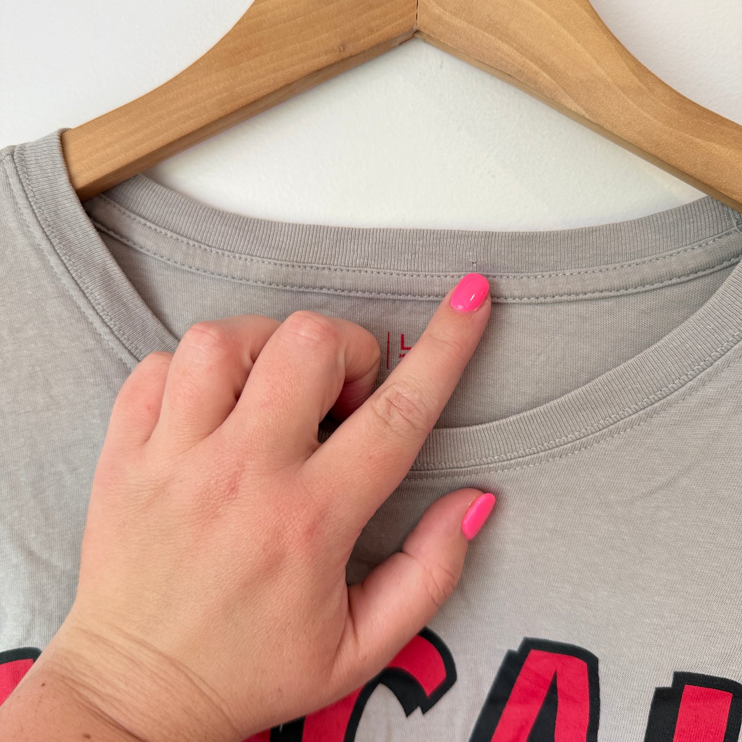 H&H Size L Gray "LOCAL LEGEND" Short-Sleeve T-Shirt