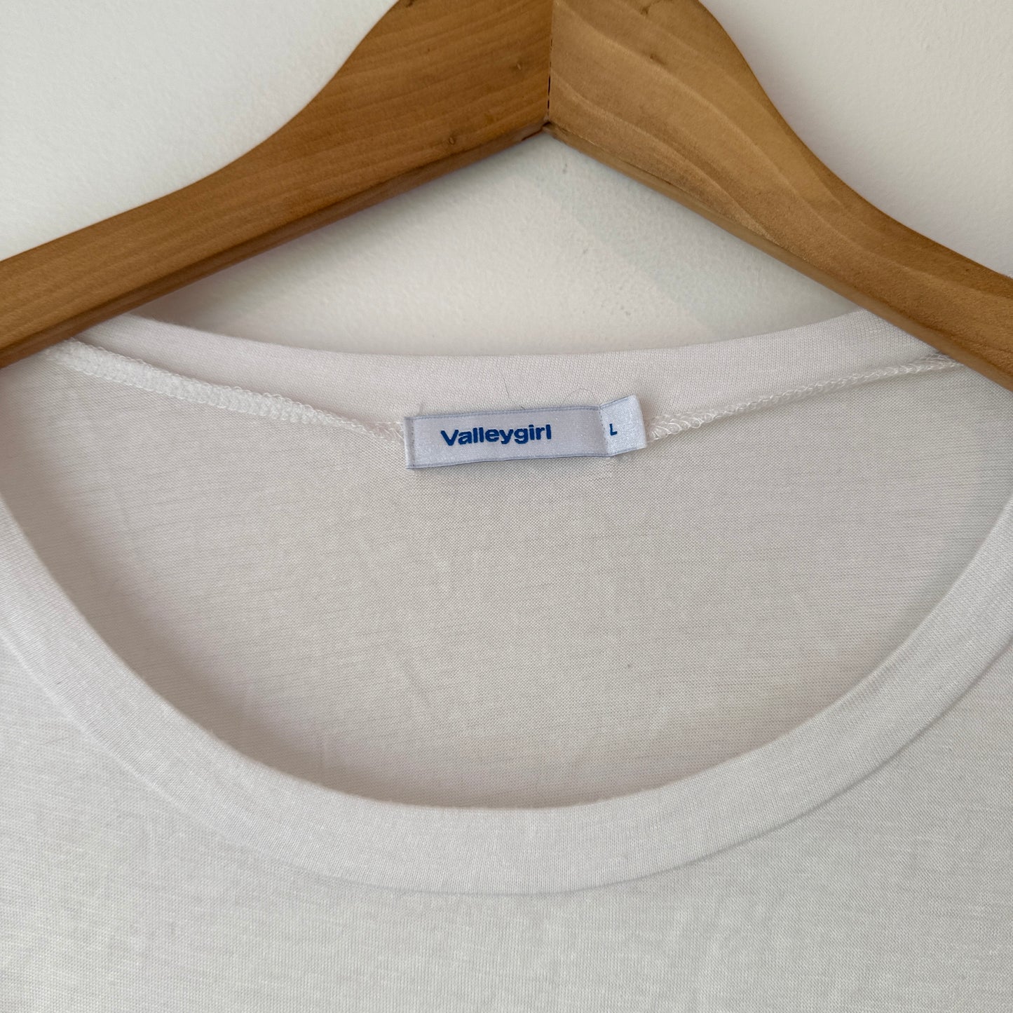 Valleygirl Size L White “BAE Watch” Graphic T-Shirt