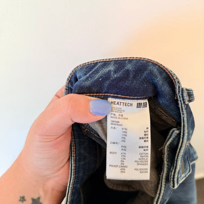 Uniqlo Heattech Jeans Size 25 / 63.5cm Straight-Leg Jeans