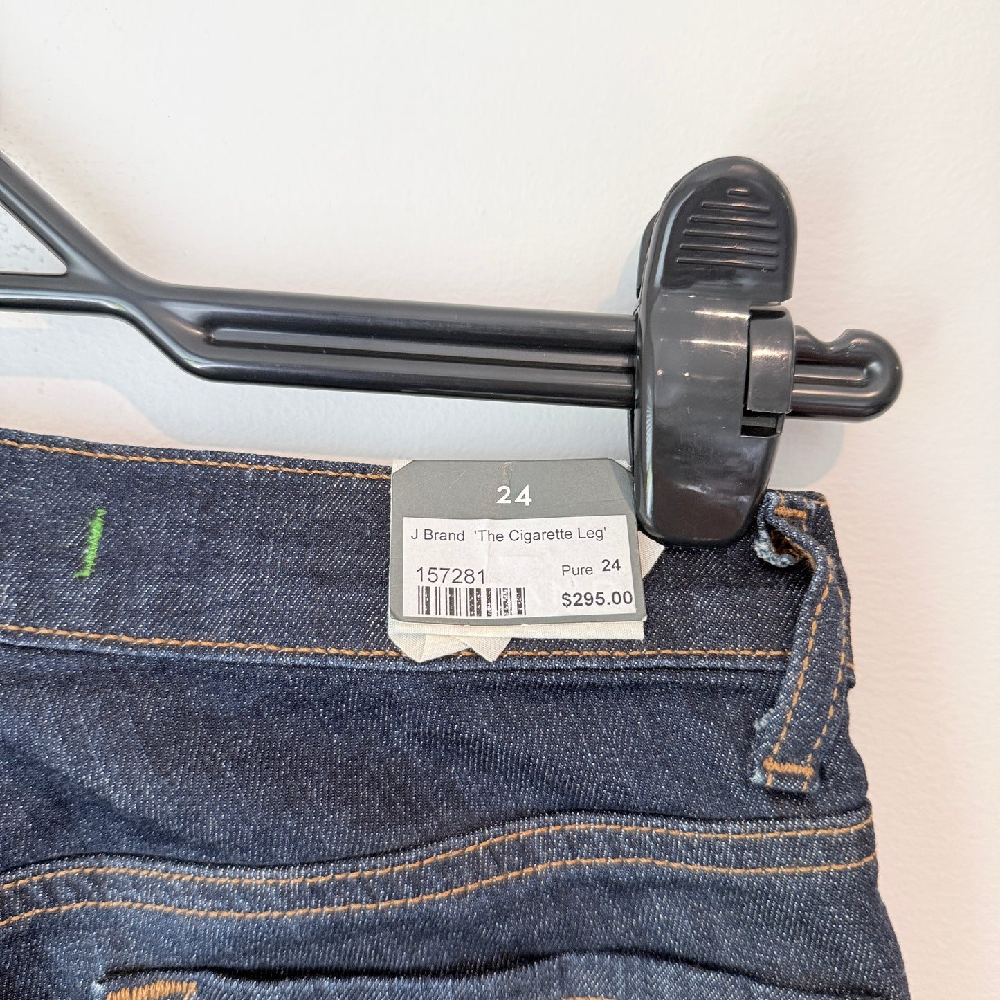 J Brand The Cigarette Leg Jeans Dark Wash Size 24